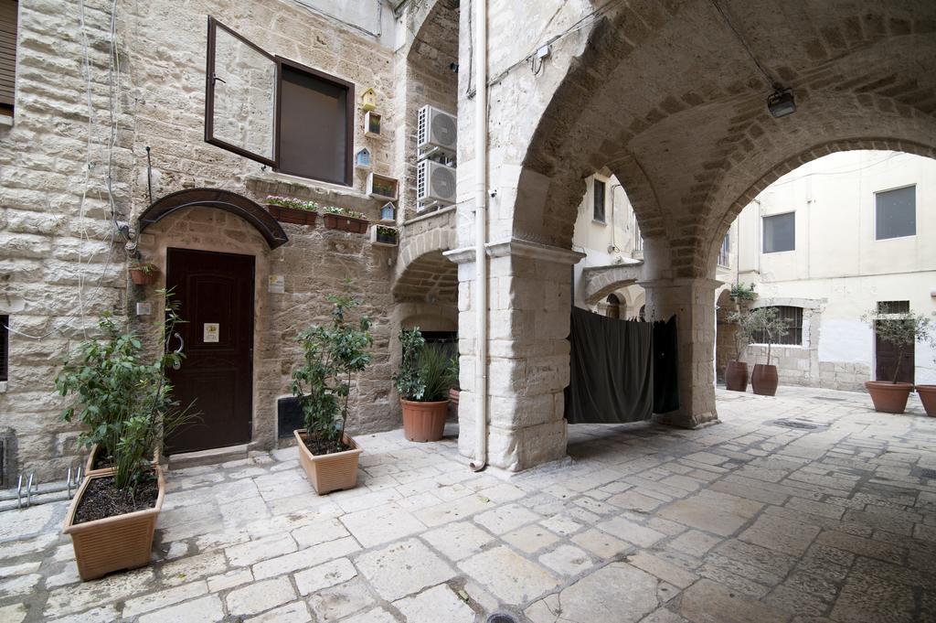 B&B La Uascezze Bari Exteriör bild
