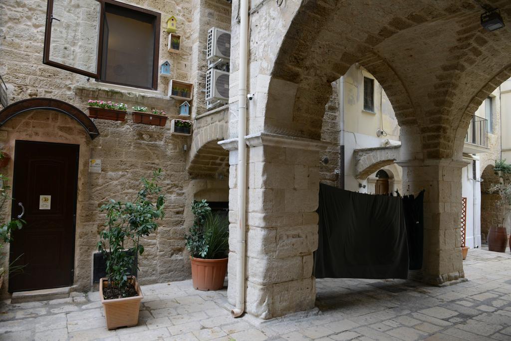 B&B La Uascezze Bari Exteriör bild