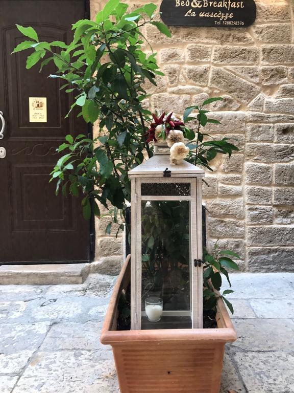 B&B La Uascezze Bari Exteriör bild